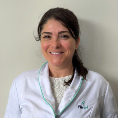 Dra. Thais Lopes Souza 